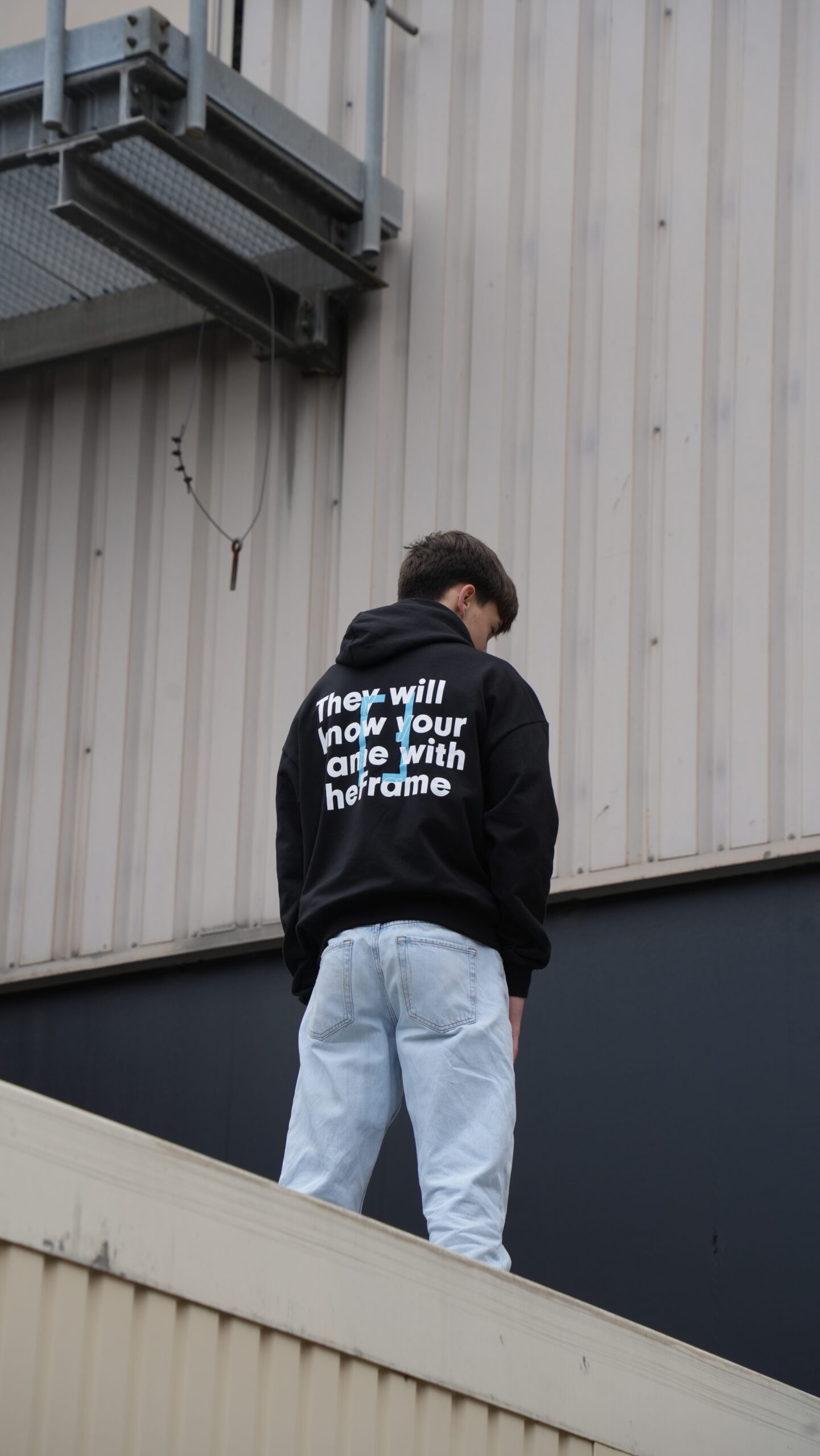 TheHoodie V.2 - Image 4